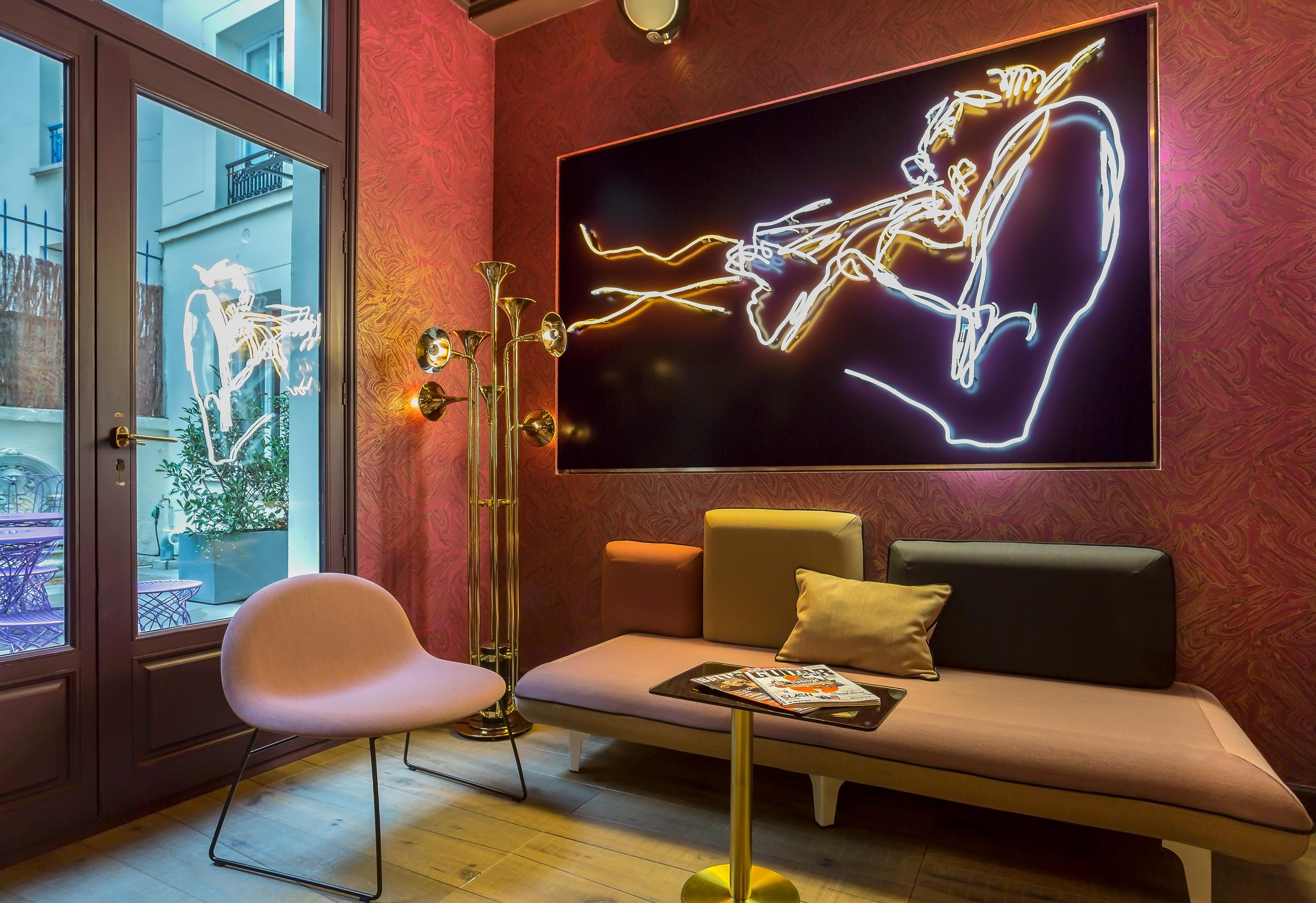 Idol Hotel Париж Екстериор снимка