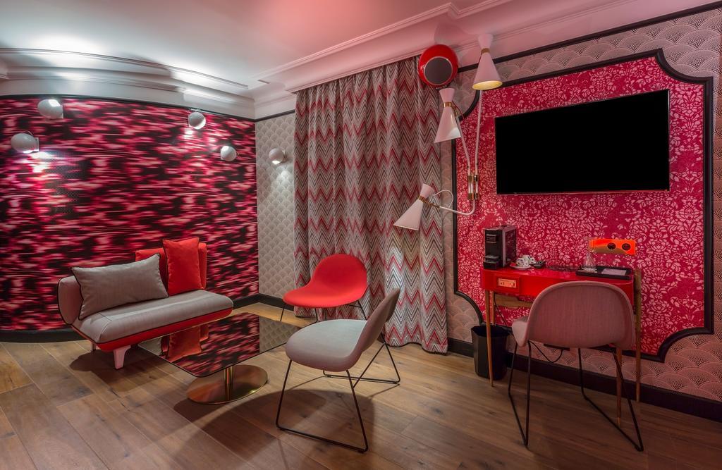 Idol Hotel Париж Екстериор снимка