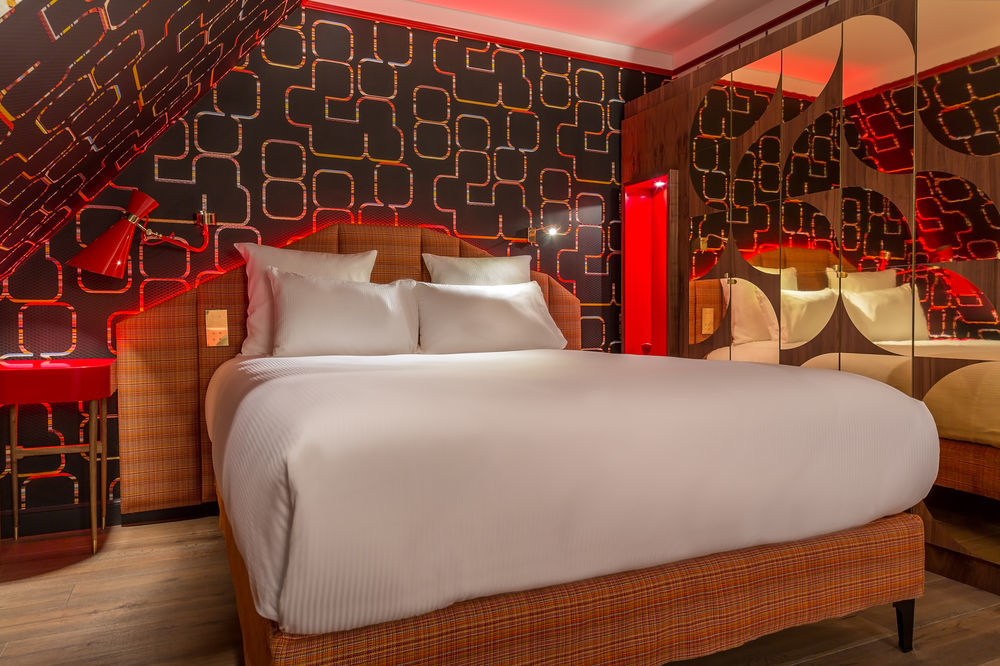 Idol Hotel Париж Екстериор снимка
